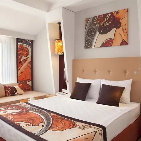 Orange Palace 5*