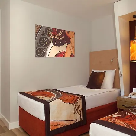 Orange Palace 5* סייד